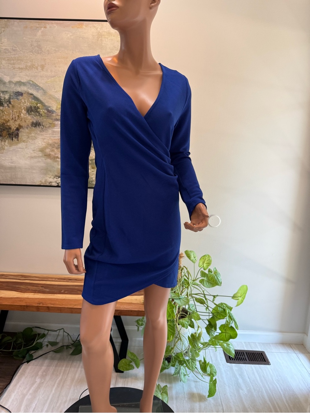 FAVLUX Deep Blue Dress short textured long sleeve v neck medium